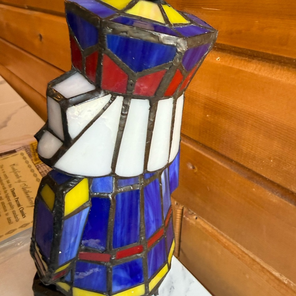 Thomas Pacconi Classics Stained Glass Nutcracker Lamp - Multicolor - Picture 5 of 10